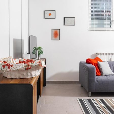 Staurenghi Red Apartment Varese Dış mekan fotoğraf