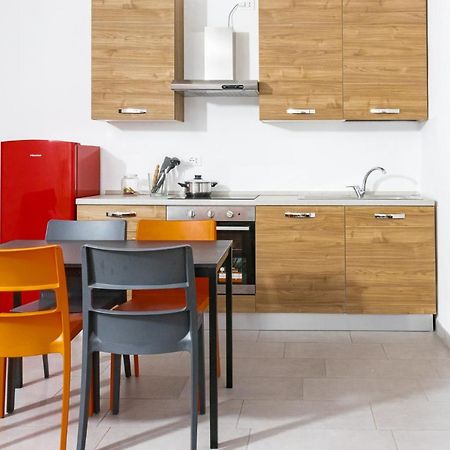 Staurenghi Red Apartment Varese Dış mekan fotoğraf